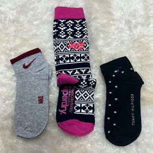 NWT - Womens Superdry, Nike, Tommy Hilfiger Socks Bundle